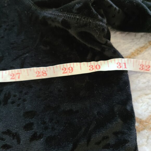 Y2K Velvet Floral Tunic 3X Jaclyn Smith Goth Romantic Top Made in USA - Picture 7 of 8